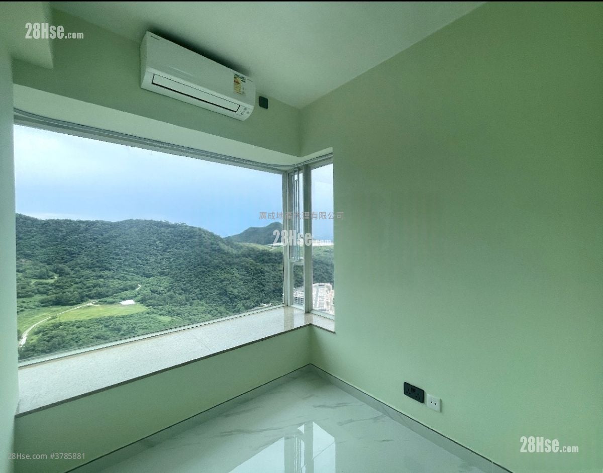 Le Prestige Rental 4 Bedrooms , 2 Bathrooms 977 ft²