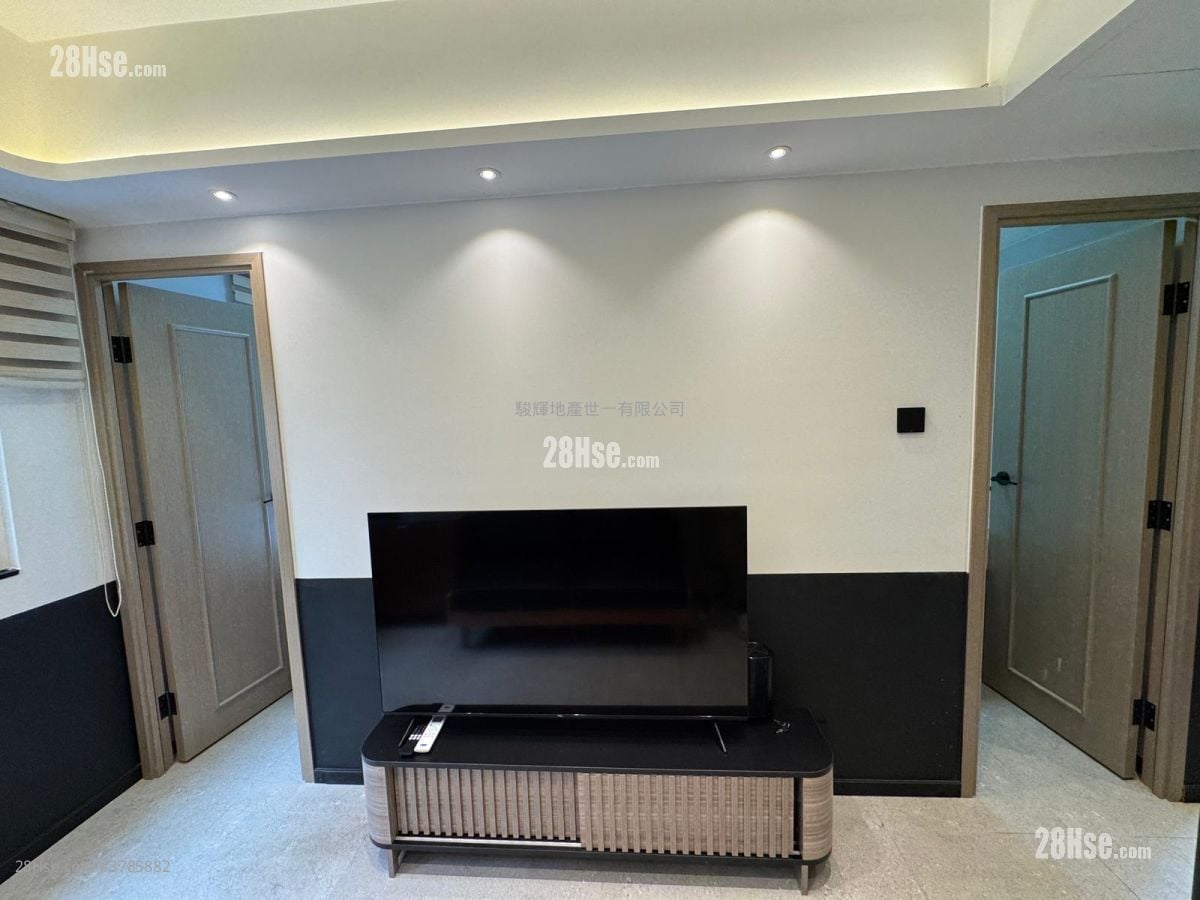 9-11 Staunton Street Rental 2 Bedrooms , 1 Bathroom 300 ft²