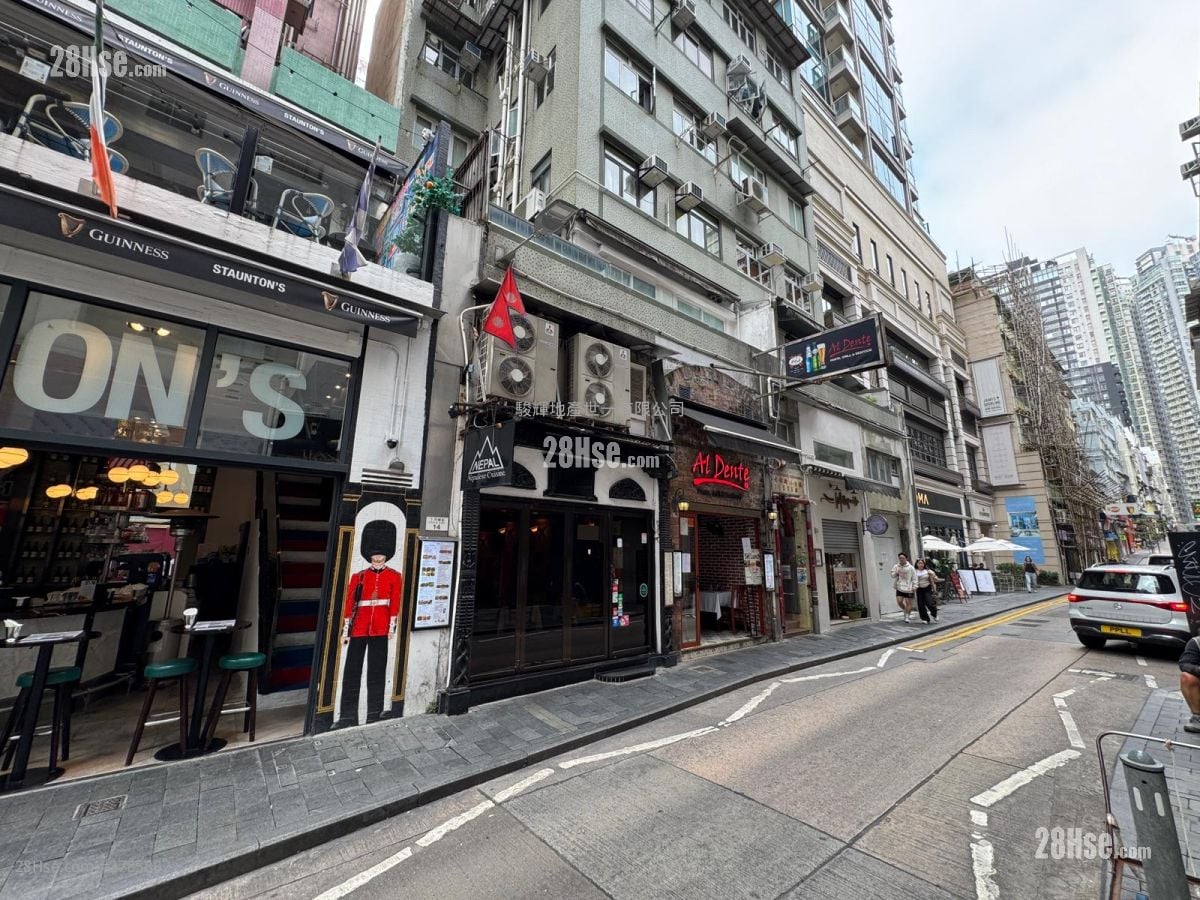 9-11 Staunton Street Rental 2 Bedrooms , 1 Bathroom 300 ft²