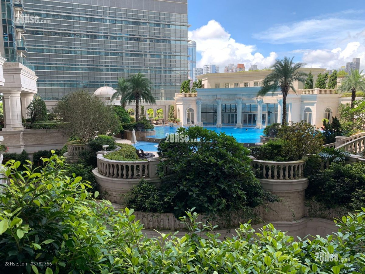 The Coronation Sell 1 Bedroom , 1 Bathroom 459 ft²