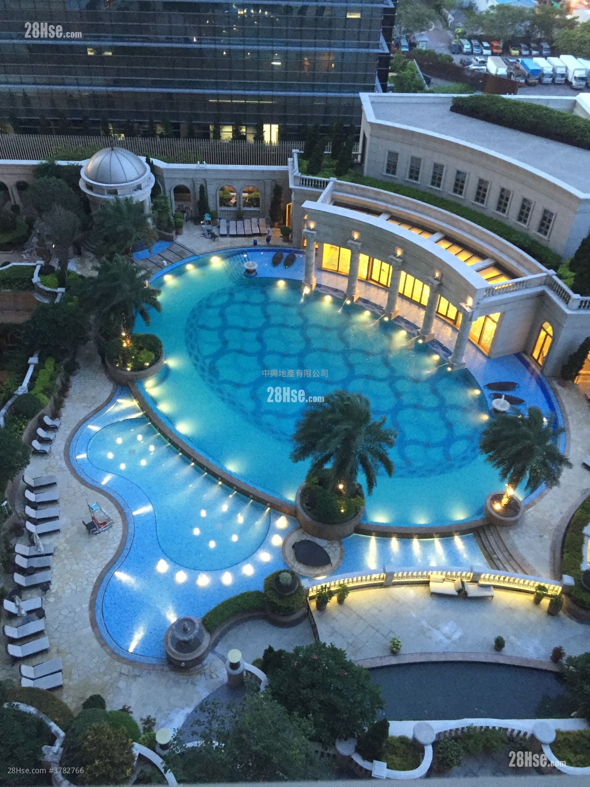 The Coronation Sell 1 Bedroom , 1 Bathroom 459 ft²