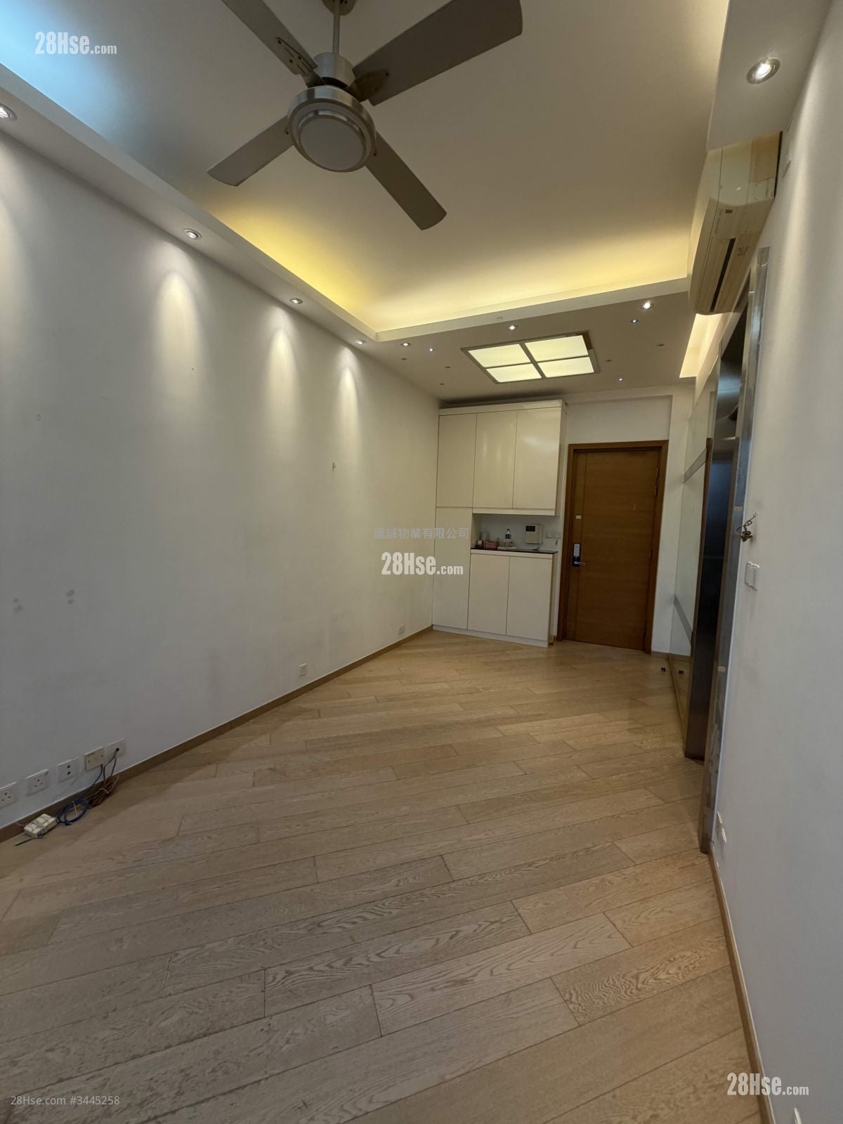 Chatham Gate Rental 2 Bedrooms , 1 Bathroom 550 ft²