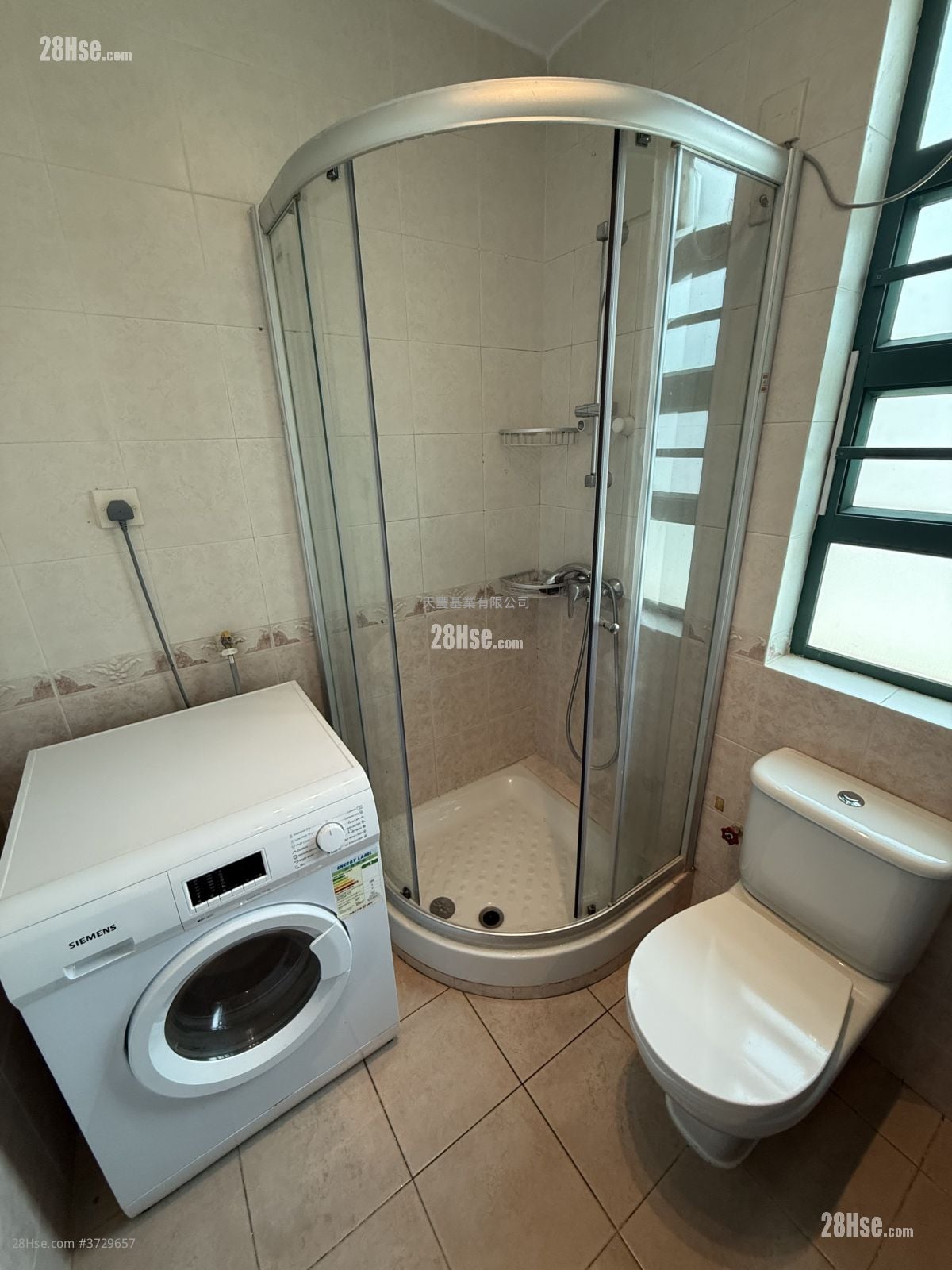 Mau Po Rental 4 Bedrooms , 1 Bathroom 700 ft²