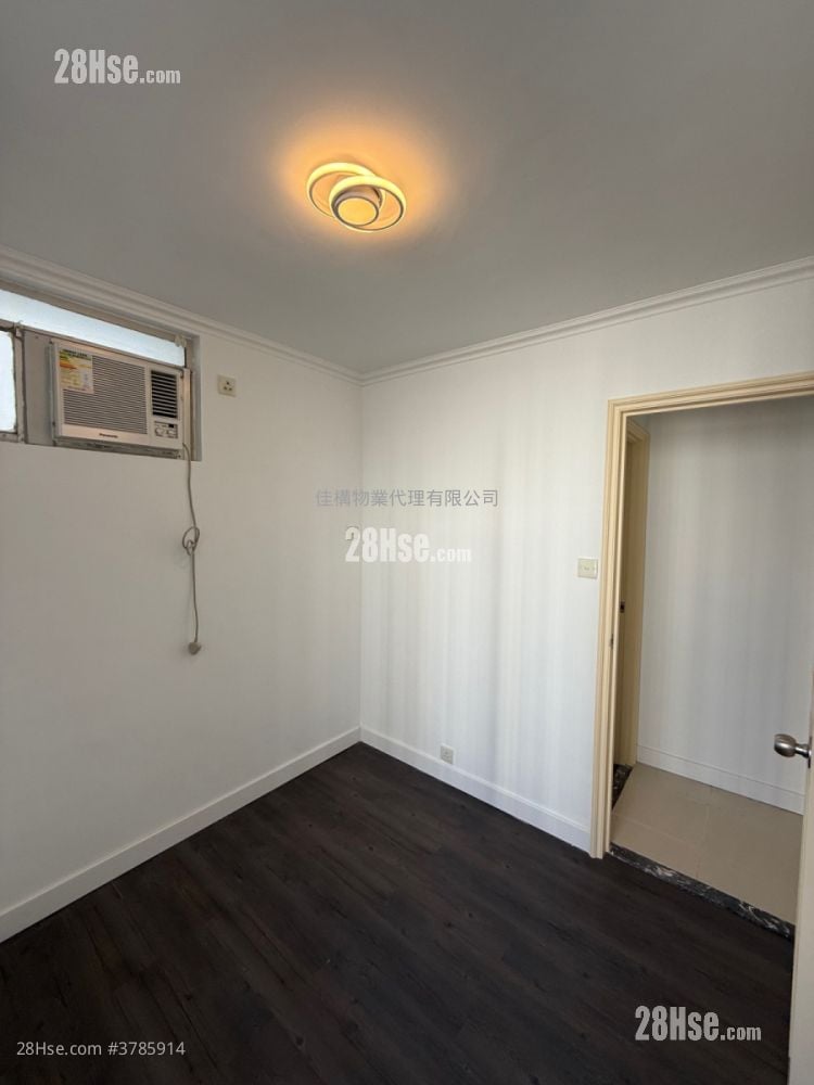 Taikoo Shing Rental 3 Bedrooms , 2 Bathrooms 580 ft²