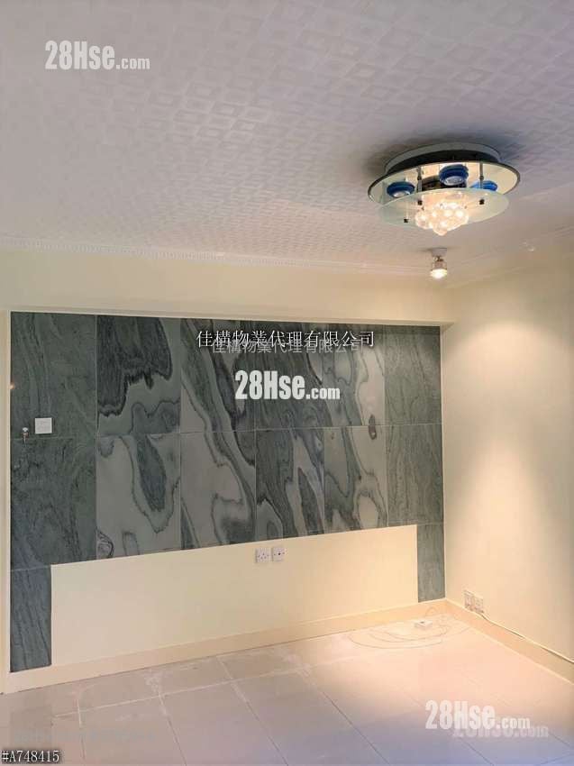 Taikoo Shing Rental 3 Bedrooms , 2 Bathrooms 580 ft²