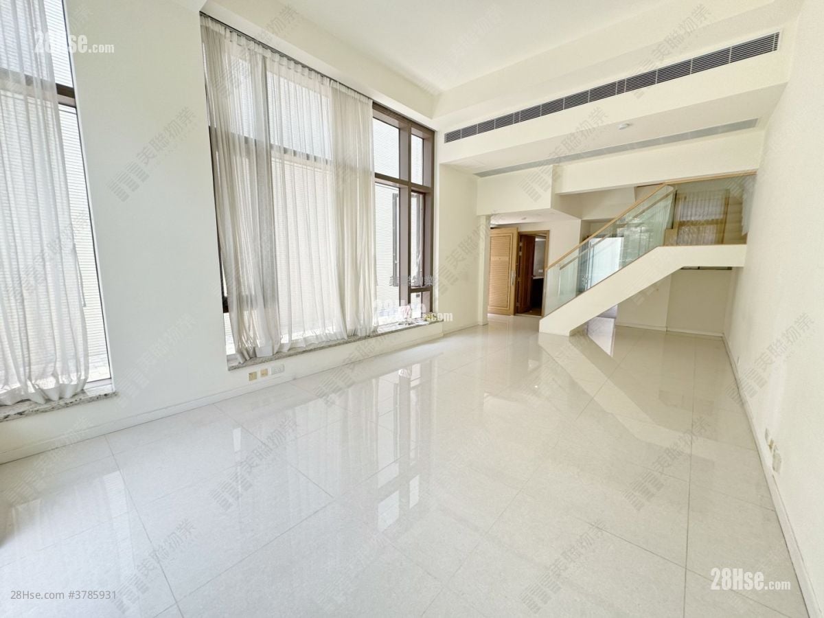 意花园 租盘 4 房 , 4 浴室 1,646 平方尺