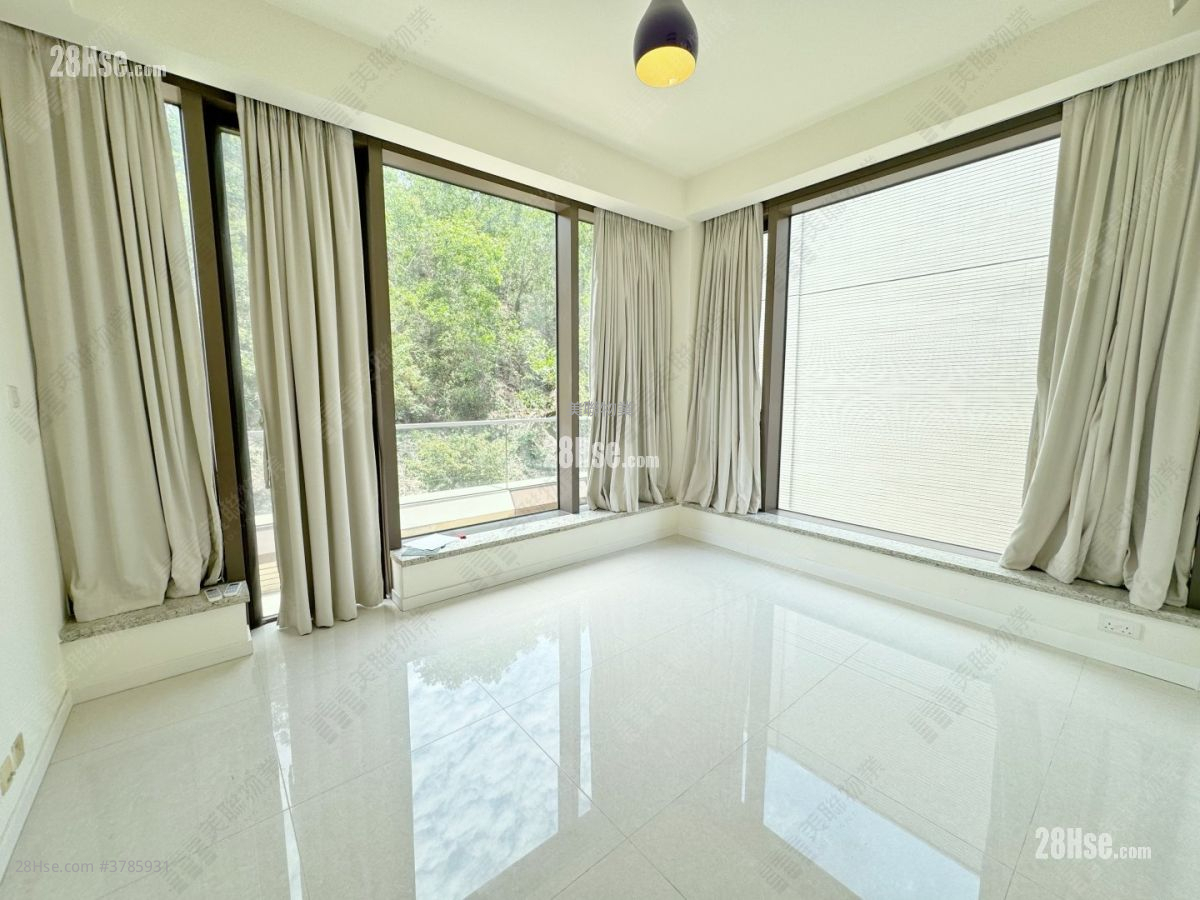 意花园 租盘 4 房 , 4 浴室 1,646 平方尺