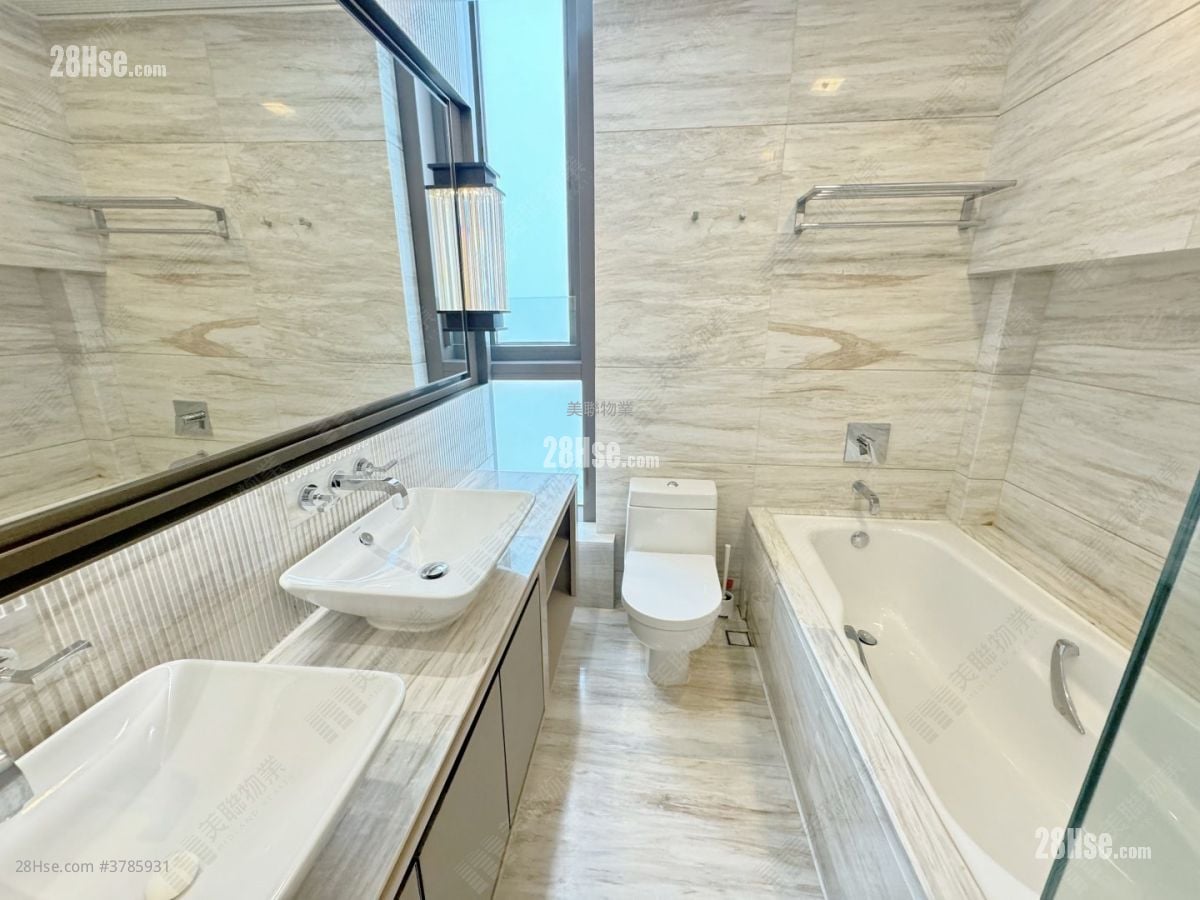 意花园 租盘 4 房 , 4 浴室 1,646 平方尺