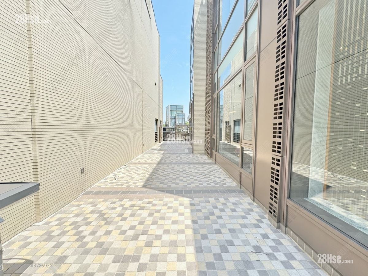 意花园 租盘 4 房 , 4 浴室 1,646 平方尺