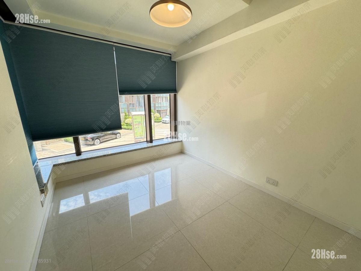 意花园 租盘 4 房 , 4 浴室 1,646 平方尺