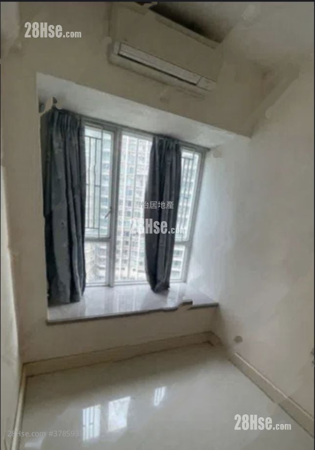 La Splendeur Of Le Prestige Sell 3 Bedrooms , 2 Bathrooms 731 ft²