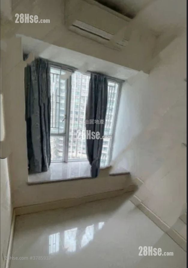 La Splendeur Of Le Prestige Sell 3 Bedrooms , 2 Bathrooms 731 ft²