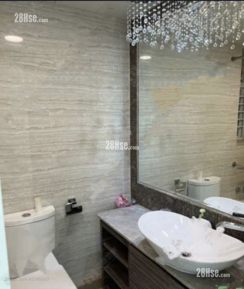 La Splendeur Of Le Prestige Sell 3 Bedrooms , 2 Bathrooms 731 ft²