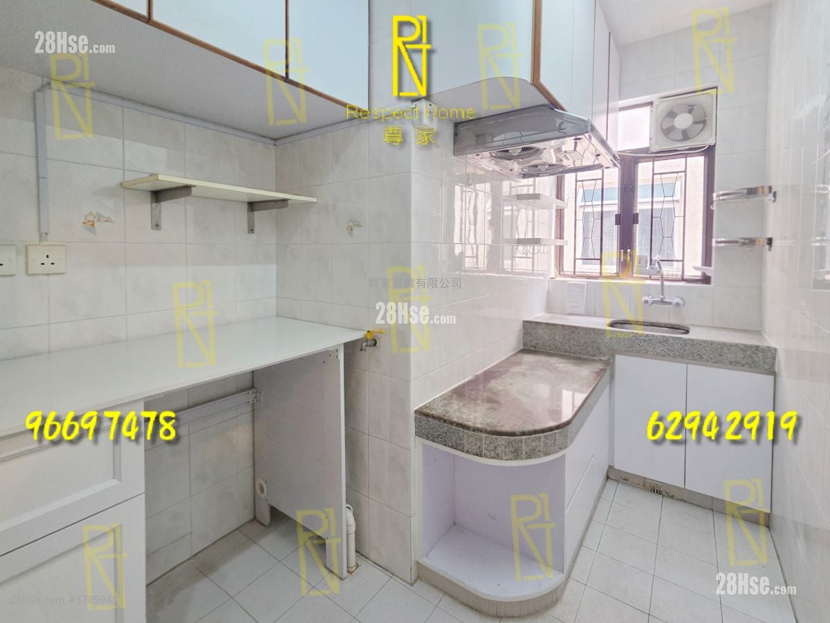 Village Rental 3 Bedrooms , 2 Bathrooms 700 ft²