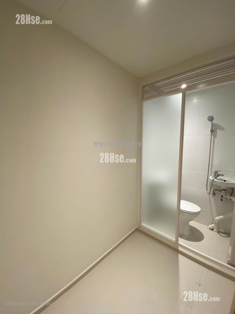 尚珒溋 售盘 3 房 , 3 浴室 844 平方尺