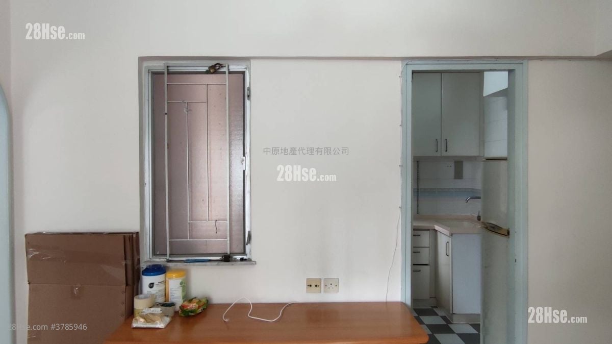 Greenfield Garden Sell 2 Bedrooms , 1 Bathroom 451 ft²