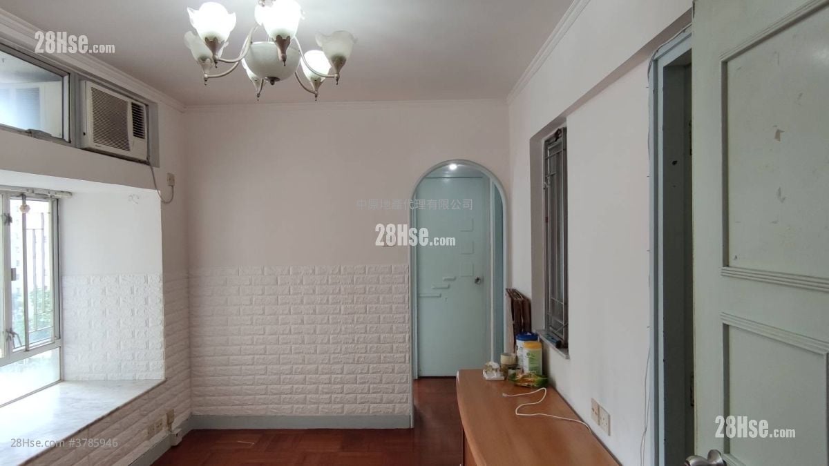 Greenfield Garden Sell 2 Bedrooms , 1 Bathroom 451 ft²