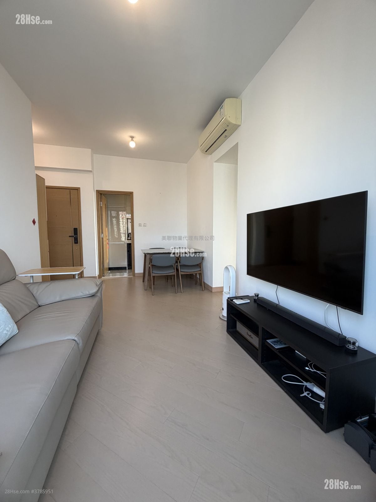 Century Link Sell 3 Bedrooms , 2 Bathrooms 639 ft²