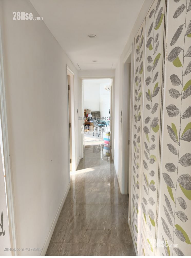 Palatial Coast Sell 3 Bedrooms , 3 Bathrooms 1,212 ft²