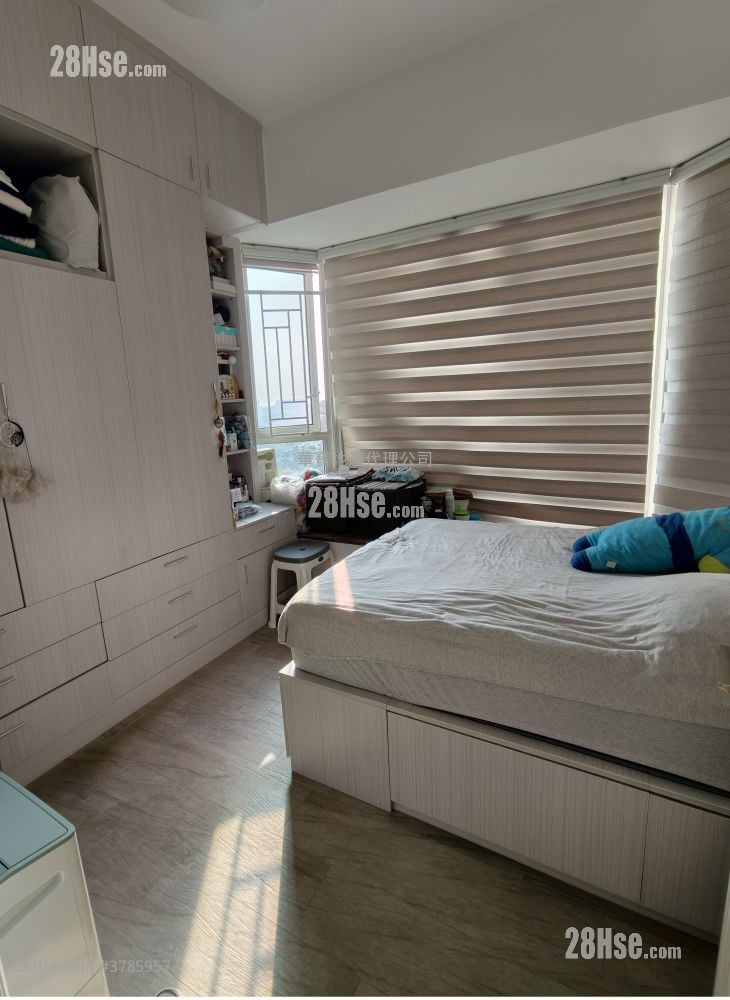 Palatial Coast Sell 3 Bedrooms , 3 Bathrooms 1,212 ft²