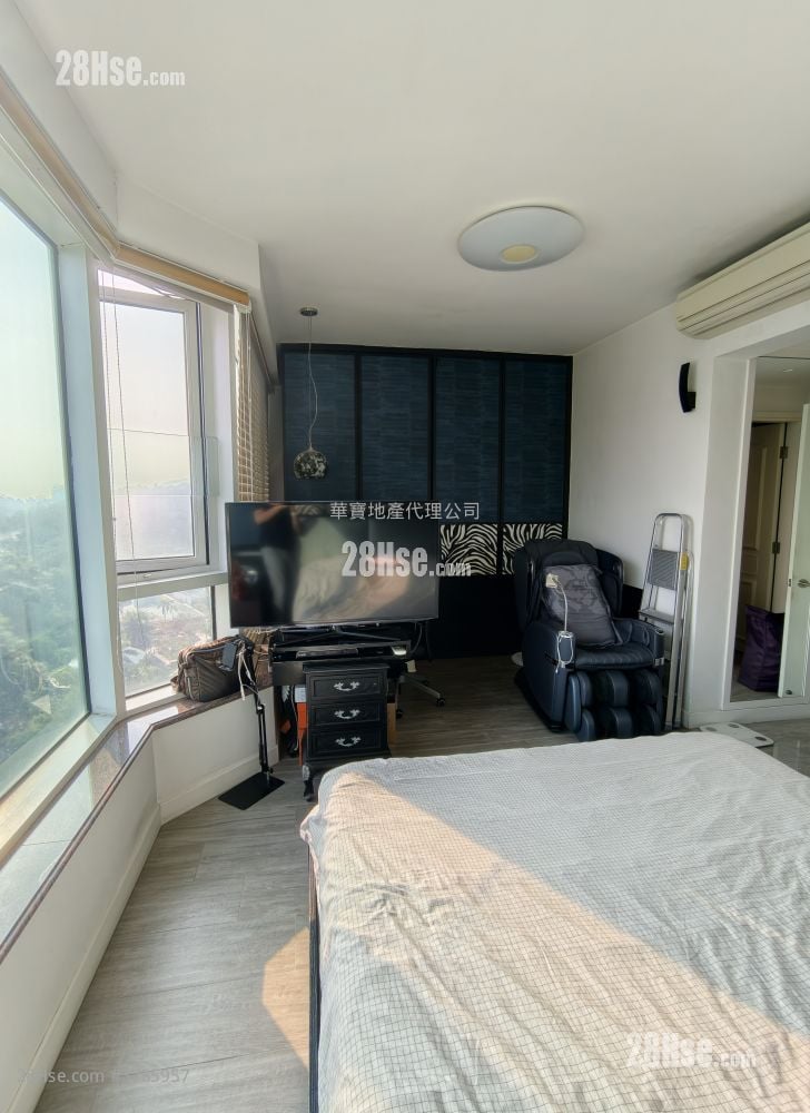 Palatial Coast Sell 3 Bedrooms , 3 Bathrooms 1,212 ft²