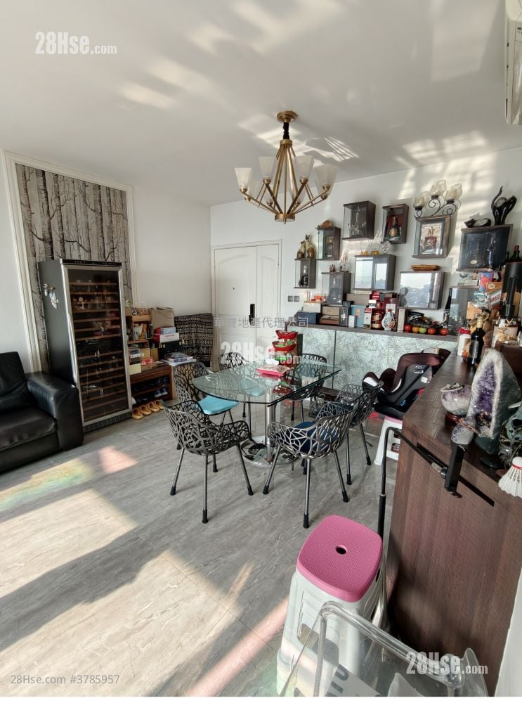 Palatial Coast Sell 3 Bedrooms , 3 Bathrooms 1,212 ft²