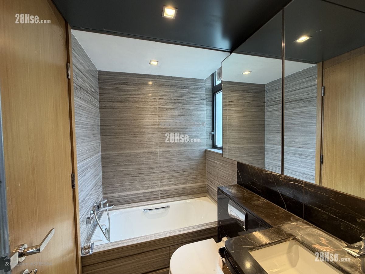 The Wings Sell 3 Bedrooms , 2 Bathrooms 699 ft²