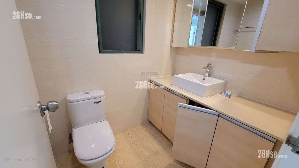 Discovery Bay Sell 4 Bedrooms , 3 Bathrooms 1,787 ft²