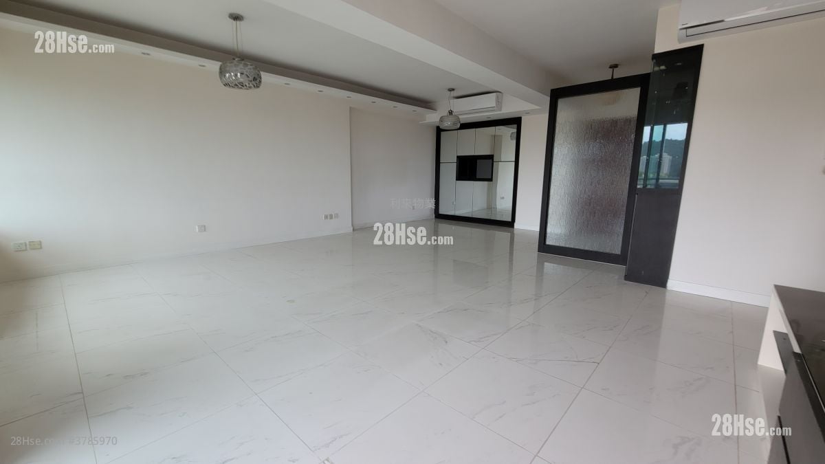 Discovery Bay Sell 4 Bedrooms , 3 Bathrooms 1,787 ft²