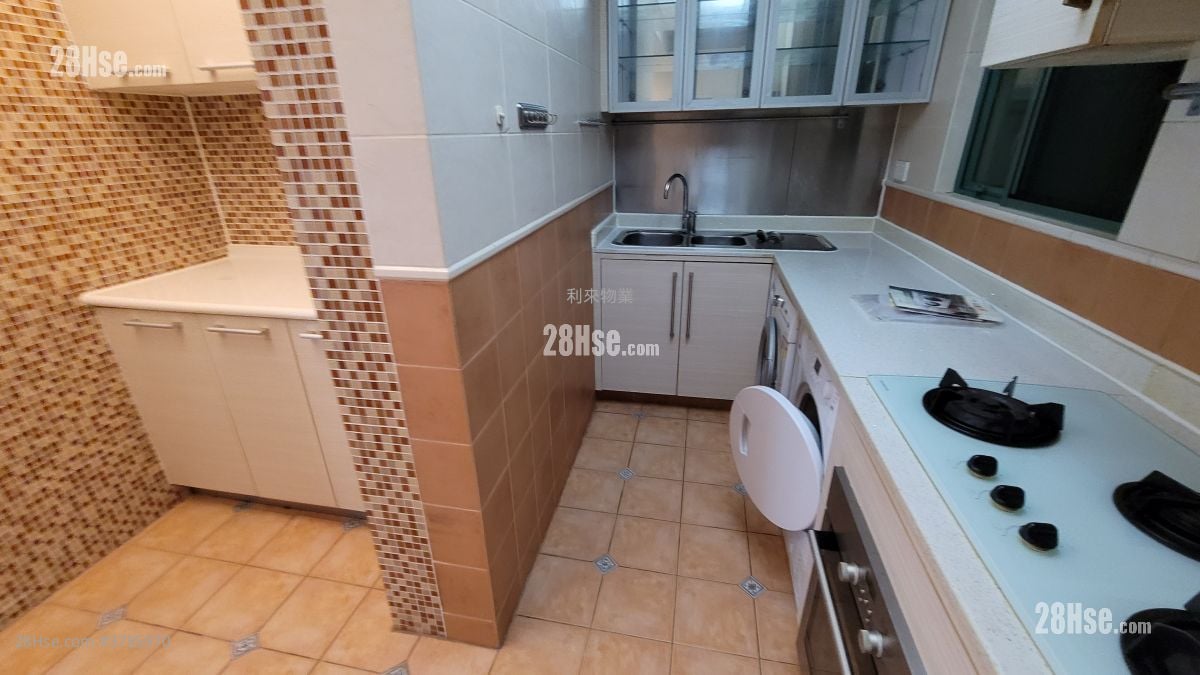 Discovery Bay Sell 4 Bedrooms , 3 Bathrooms 1,787 ft²