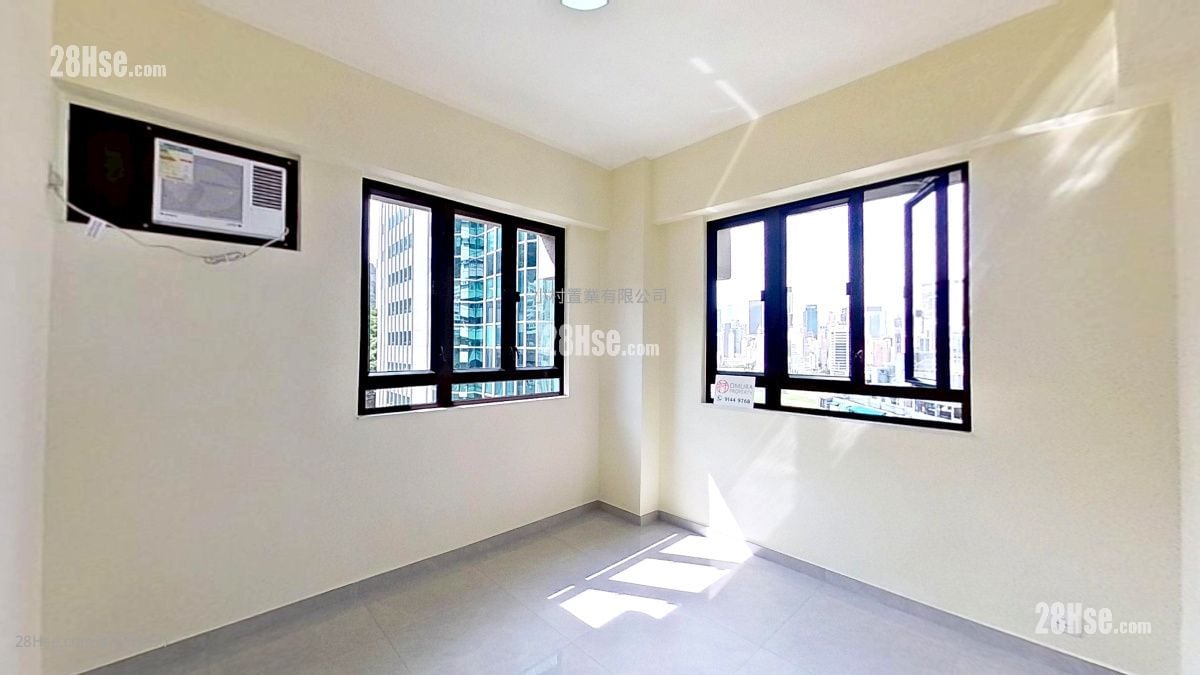 master room: Paramount Mansion Rental 2 Bedrooms , 1 Bathroom 502 ft²