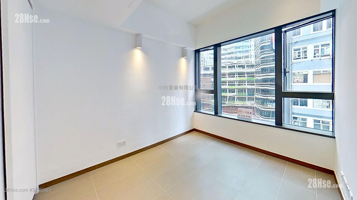 master room: Takan Lodge Rental 1 Bedroom , 1 Bathroom 417 ft²