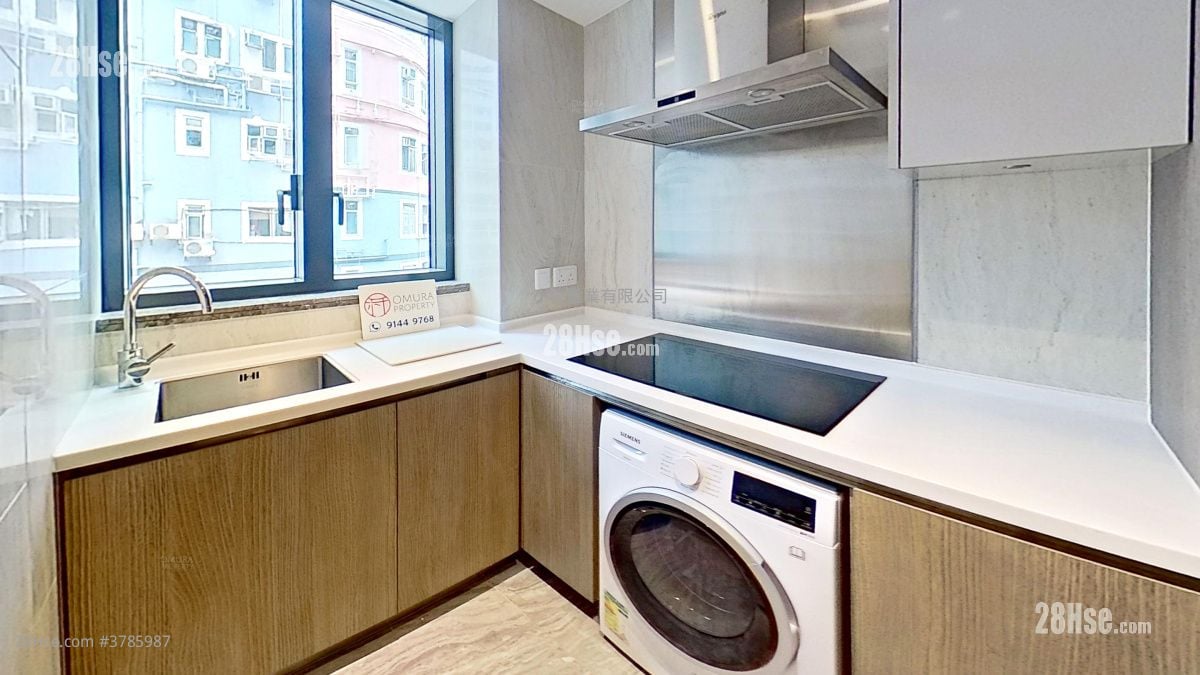 kitchen: Takan Lodge Rental 1 Bedroom , 1 Bathroom 417 ft²