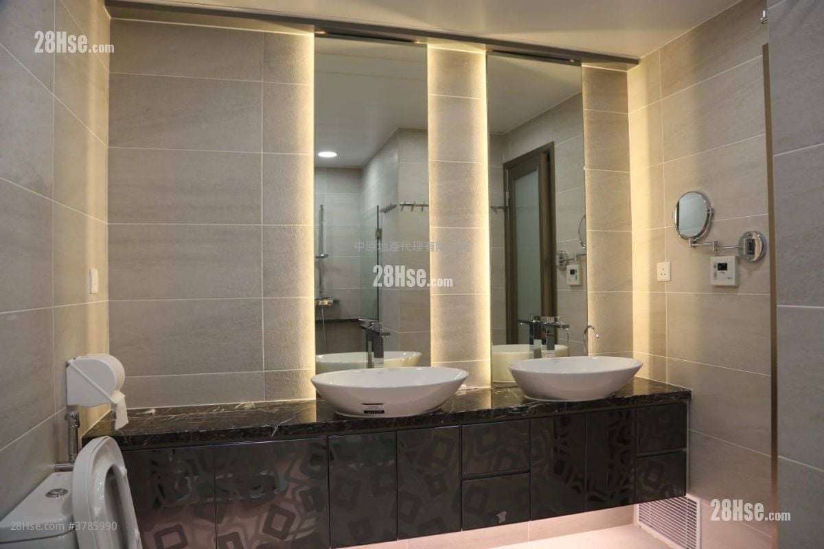 Conwell Villa Sell 3 Bedrooms 1,802 ft²