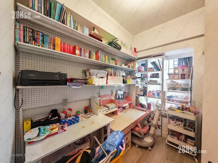 郝德杰山 售盘 3 房 764 平方尺