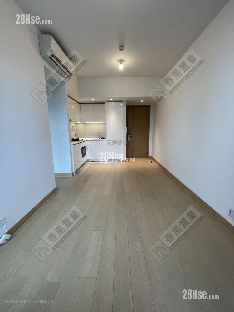 Malibu Sell 2 Bedrooms , 1 Bathroom 454 ft²