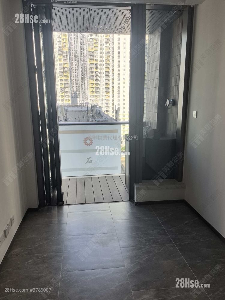 Belgravia Place 售盘 2 房 , 1 浴室 341 平方尺