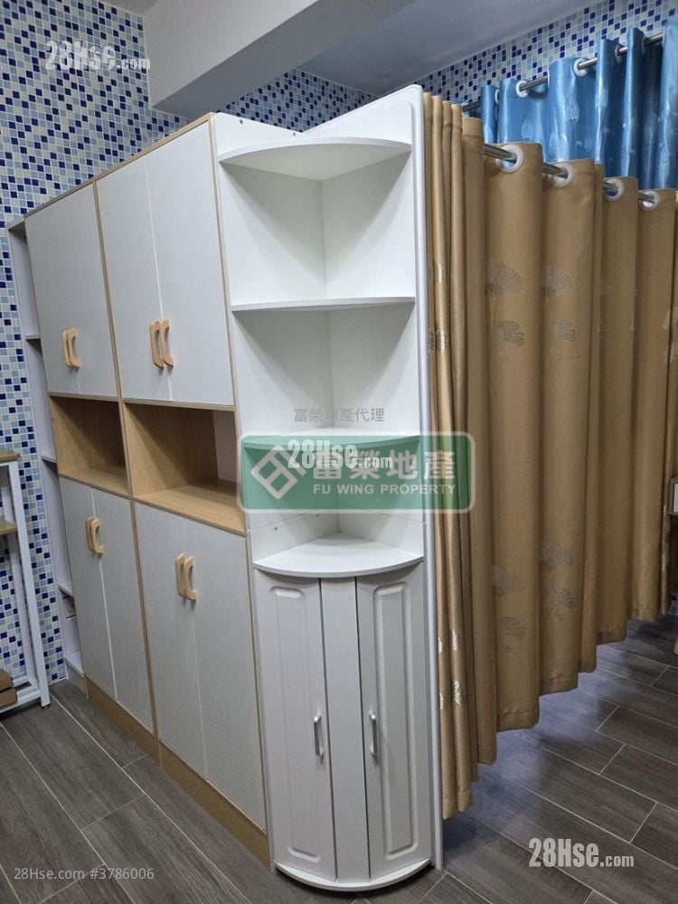 Shun King Building Sell 1 Bedroom , 1 Bathroom 220 ft²