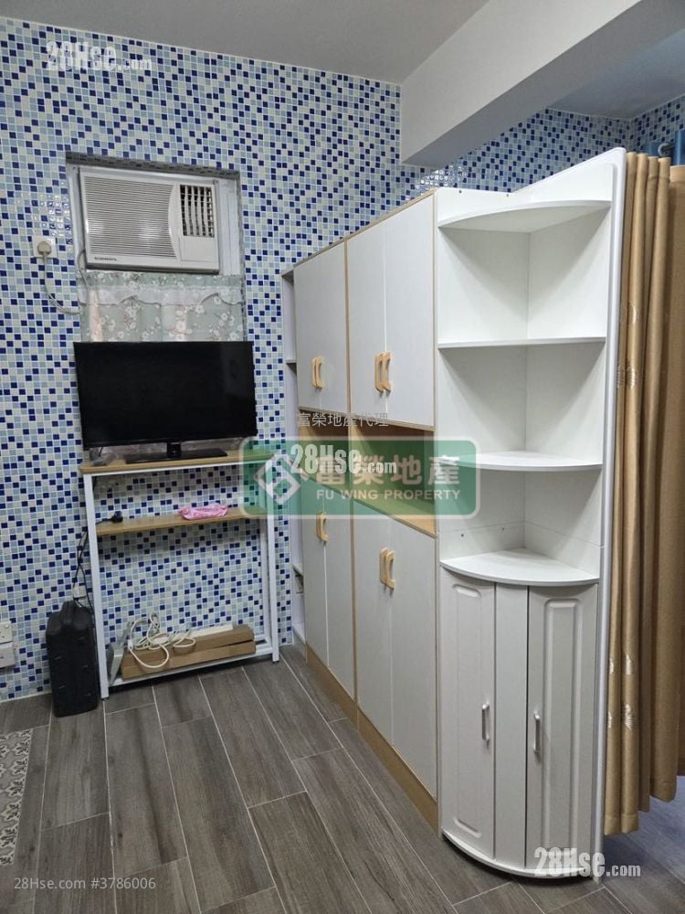 Shun King Building Sell 1 Bedroom , 1 Bathroom 220 ft²