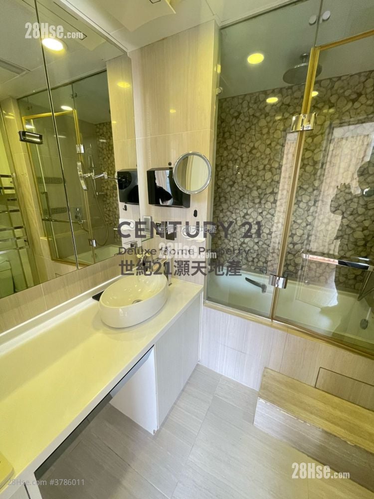 龙成堡 售盘 3 房 , 2 浴室 930 平方尺