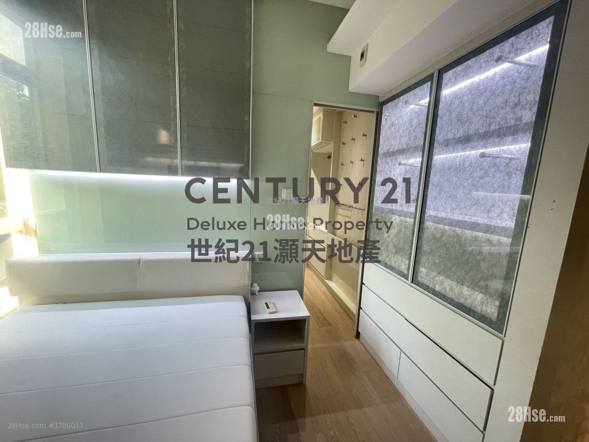 龙成堡 售盘 3 房 , 2 浴室 930 平方尺