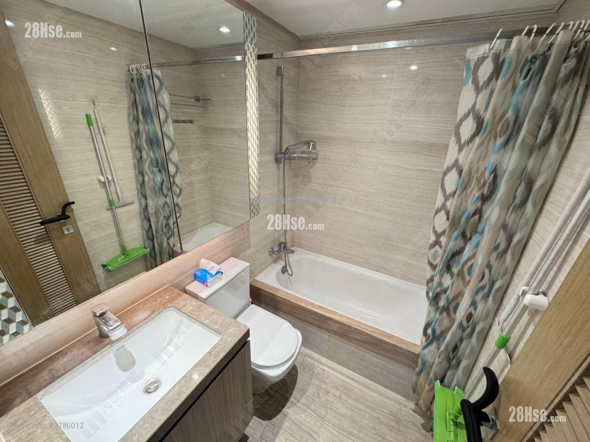 朗屏8号 售盘 2 房 500 平方尺