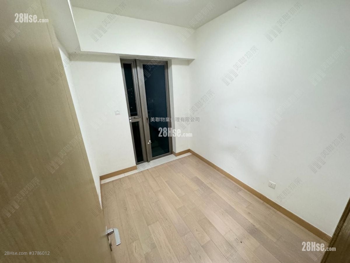 朗屏8号 售盘 2 房 500 平方尺