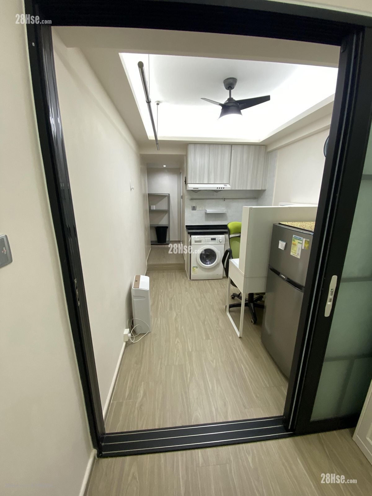 Yip Cheong Building Rental Studio , 1 Bathroom 250 ft²