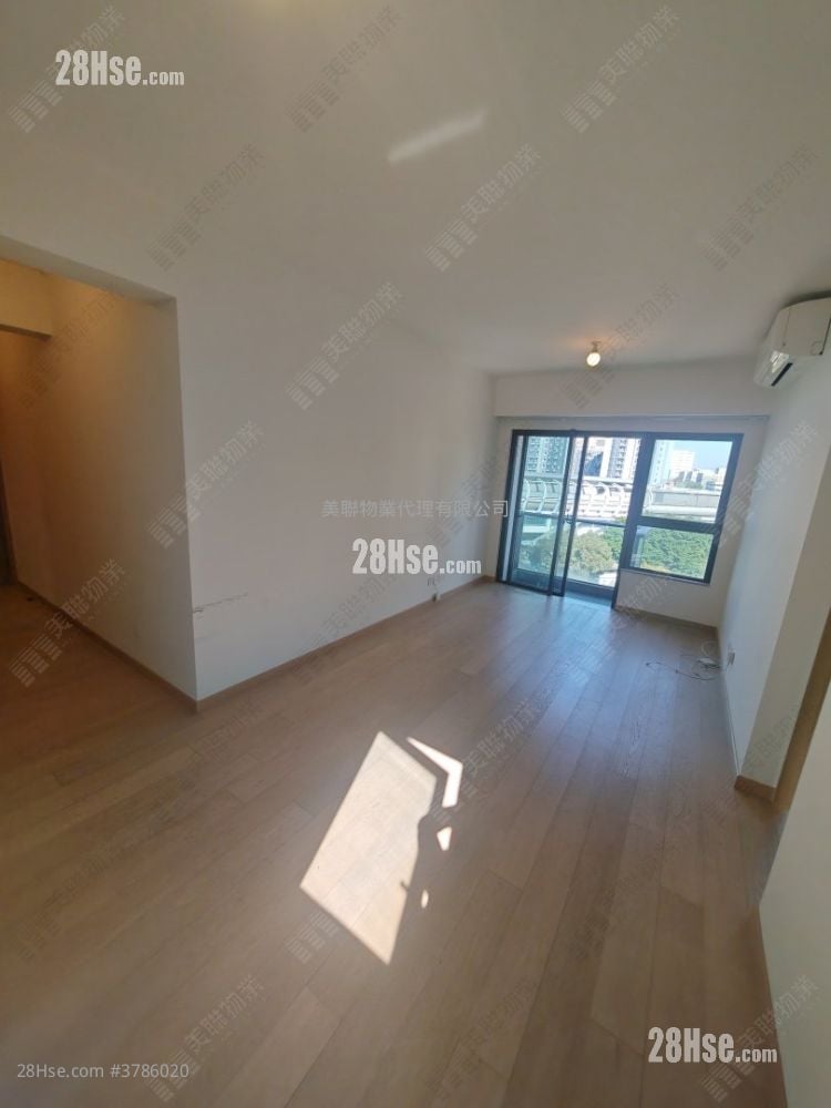 朗城滙 售盘 3 房 736 平方尺