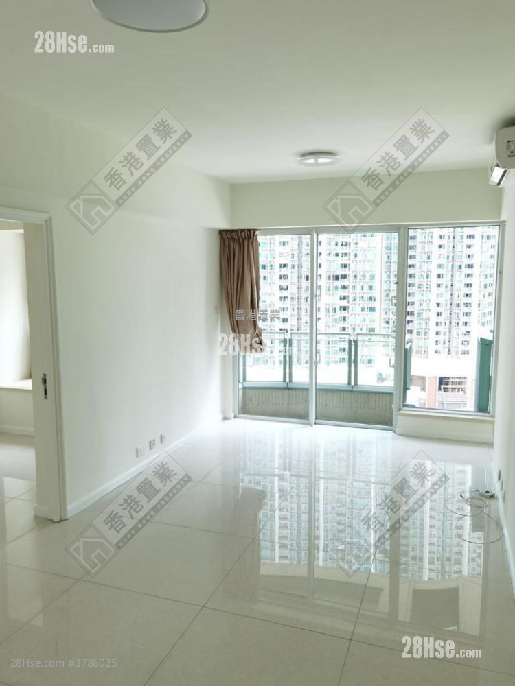 致蓝天 售盘 3 房 , 2 浴室 680 平方尺