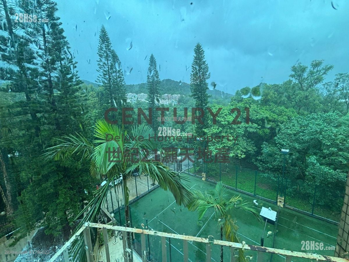 Tolo Ridge Sell 3 Bedrooms , 2 Bathrooms 1,223 ft²