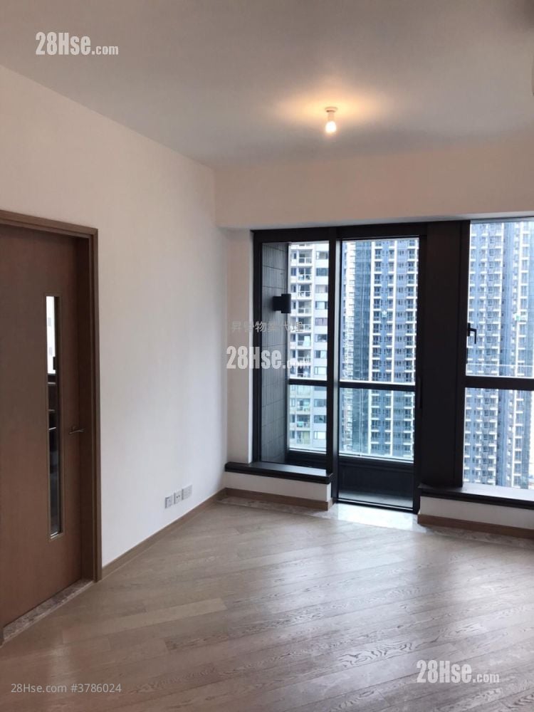 Vibe Centro Sell 2 Bedrooms , 1 Bathroom 519 ft²