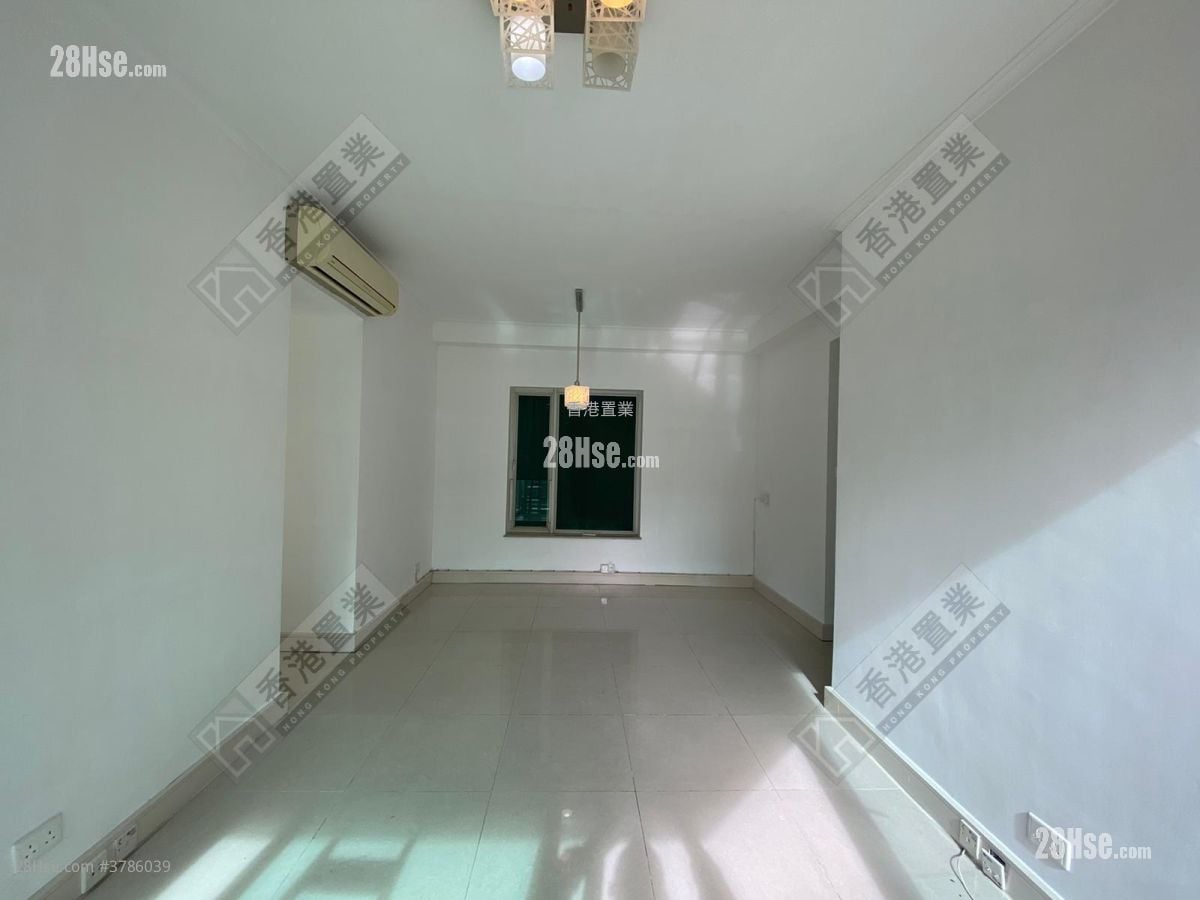 领都 售盘 3 房 , 2 浴室 734 平方尺