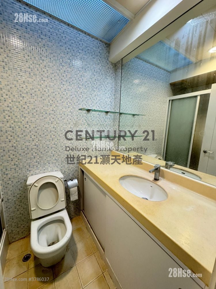 倚龙山庄 售盘 3 房 , 2 浴室 1,551 平方尺